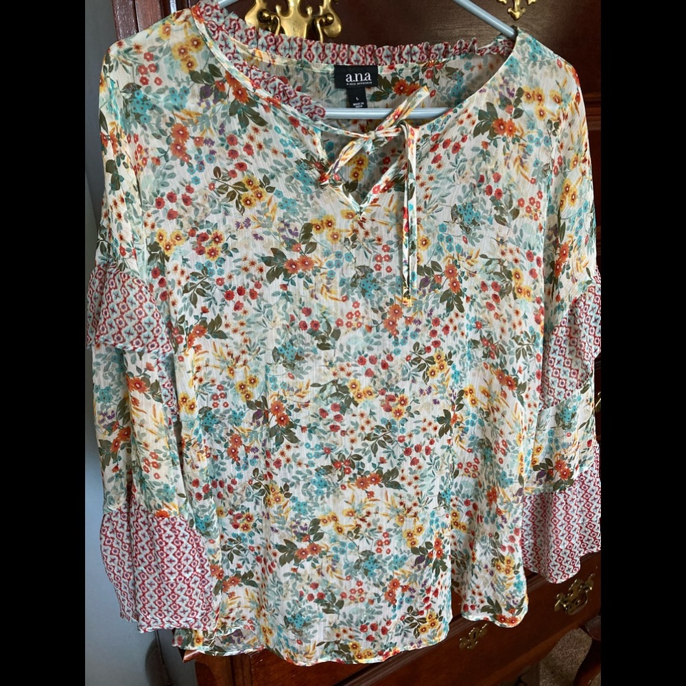 a.n.a Floral Multicolor Blouse 204